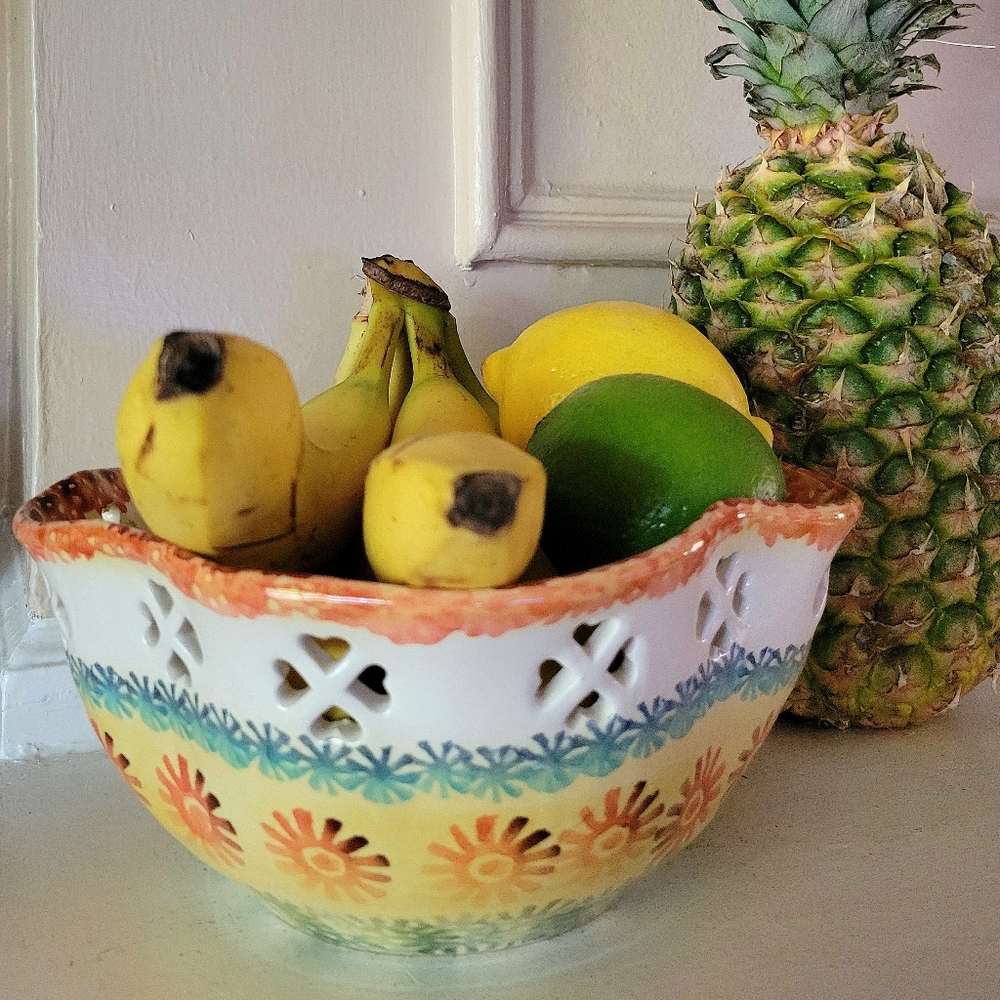 Vintage Italian Handmade 9" Serving Bowl By Italica Ars